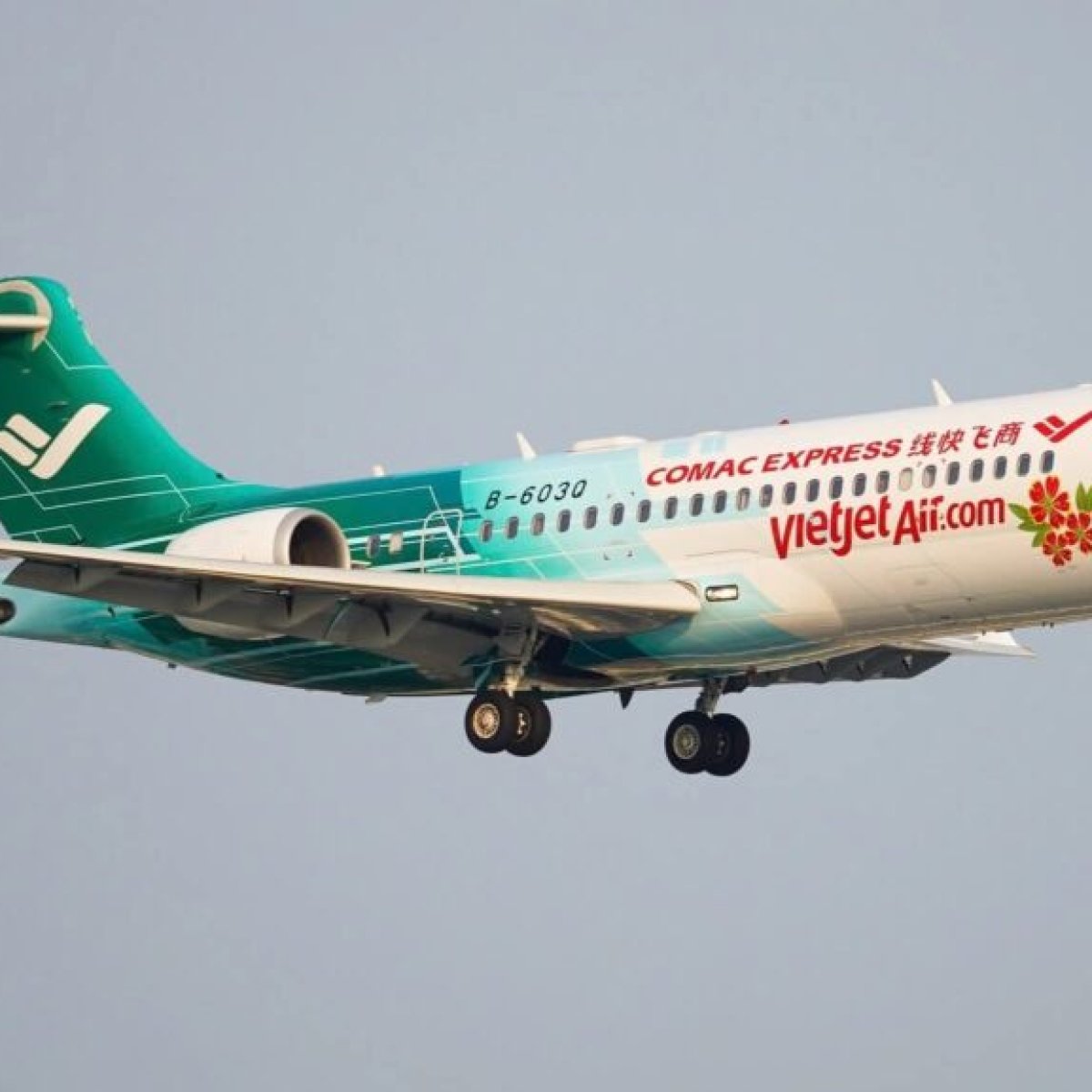 Vietnam Opens to Chinese-made Aircraft
